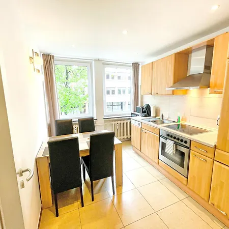 Comfort 3 Mitte Apartment *